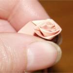 making-a-folded-paper-rose (7K)